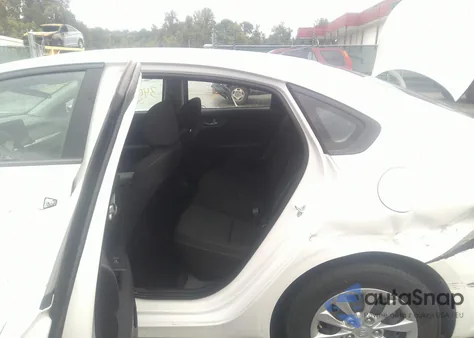 2021 Kia Forte Fe из США, поврежденный, VIN 3KPF24AD1ME353552